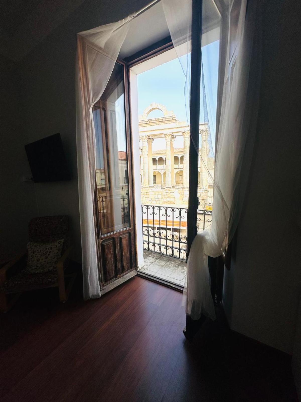 Apartamentos Templo Diana -Vistas Historicas- เมรีดา ภายนอก รูปภาพ