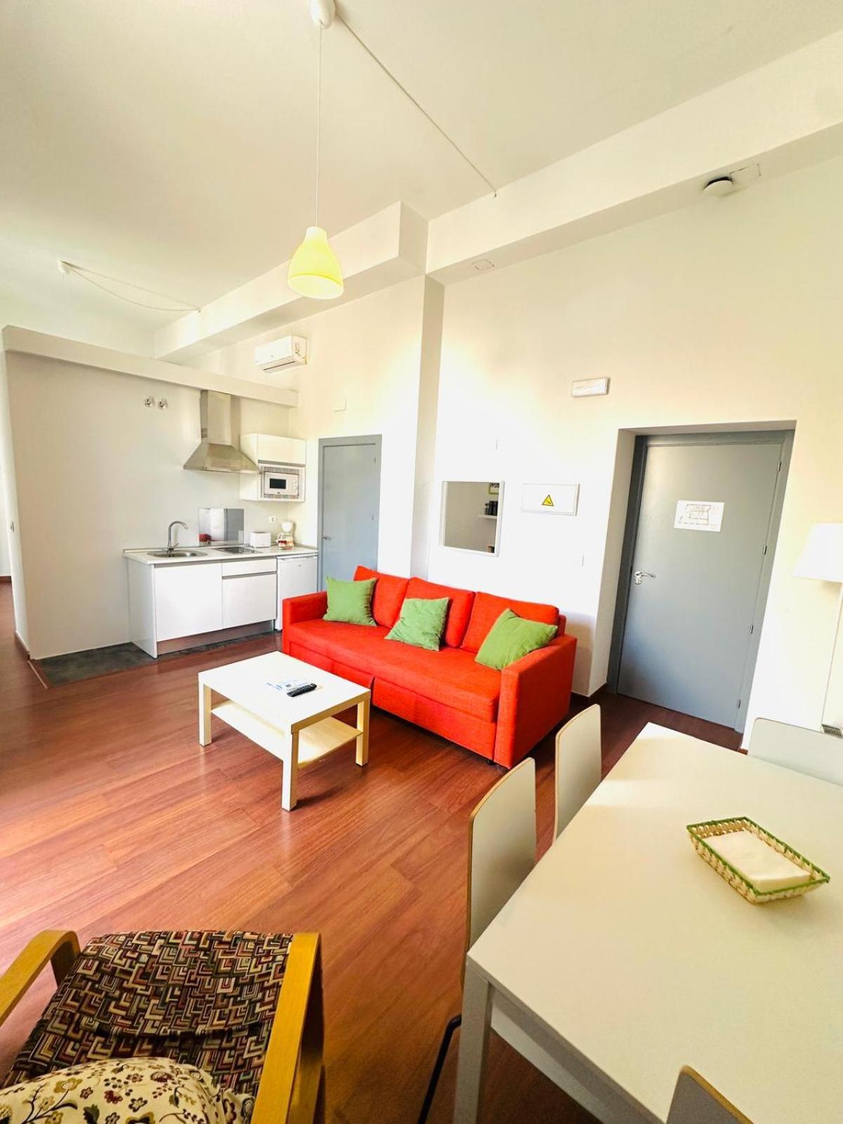 Apartamentos Templo Diana -Vistas Historicas- เมรีดา ภายนอก รูปภาพ
